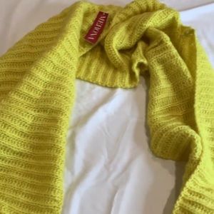 Yellow soft scarf